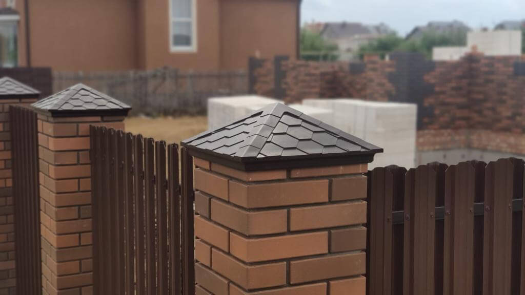 Колпак Zking Эверест Коричневый на столб 1.5х1.5 кирпича (390х390мм) в Урае фото