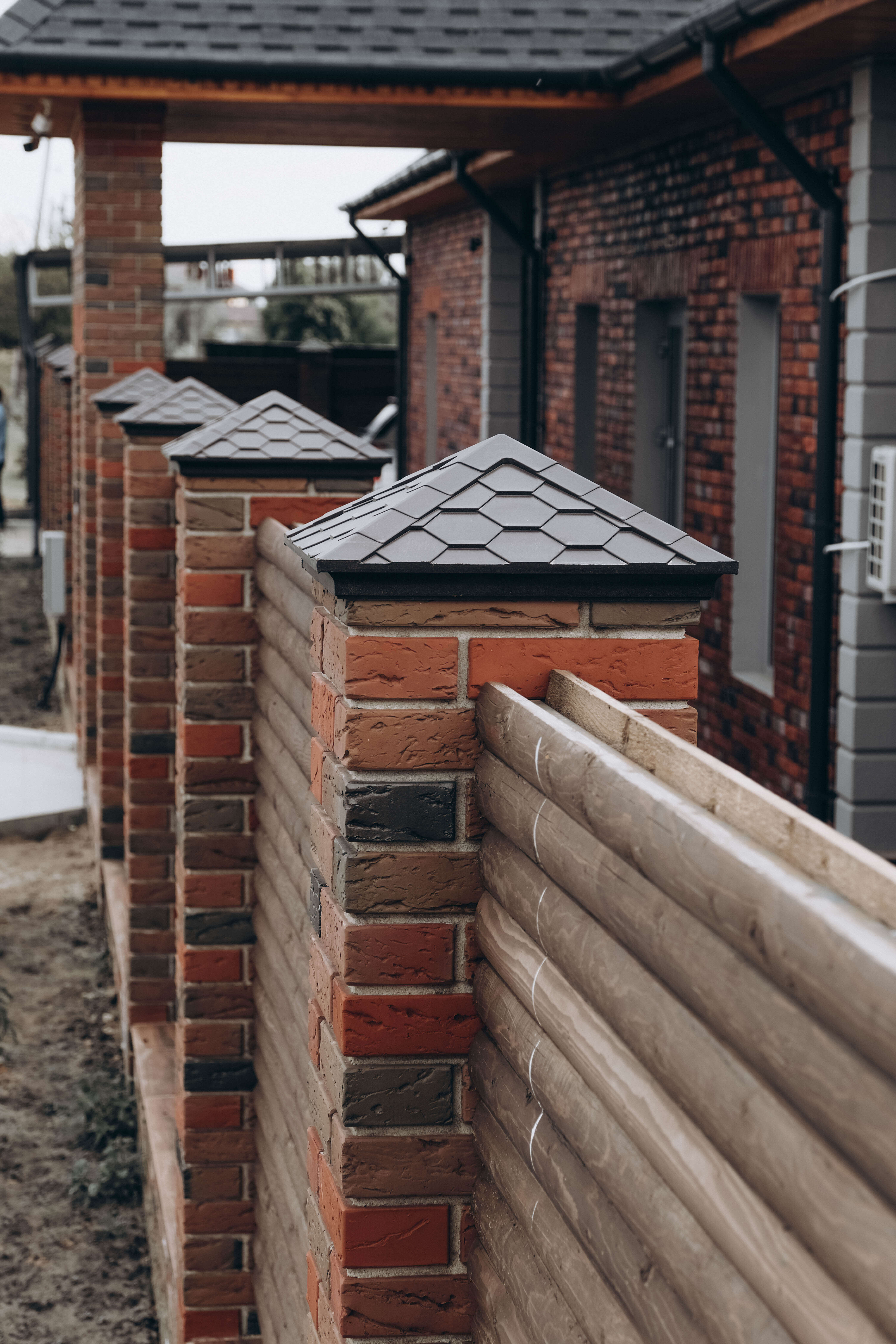 Колпак Zking Эверест Коричневый на столб 1.5х1.5 кирпича (390х390мм) в Урае фото